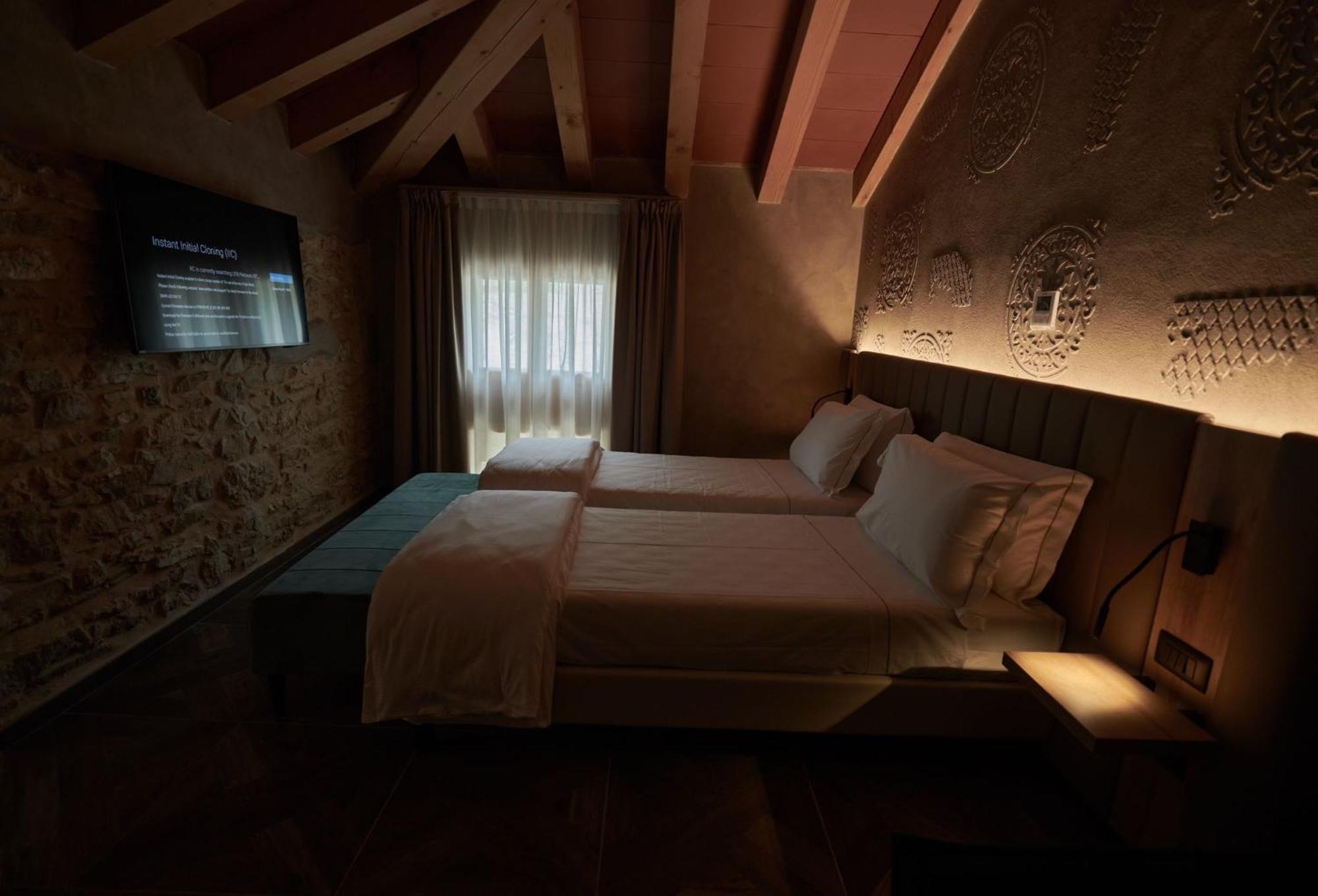 Parc Hotel San Pietro Spiazzi Di Caprino Eksteriør billede