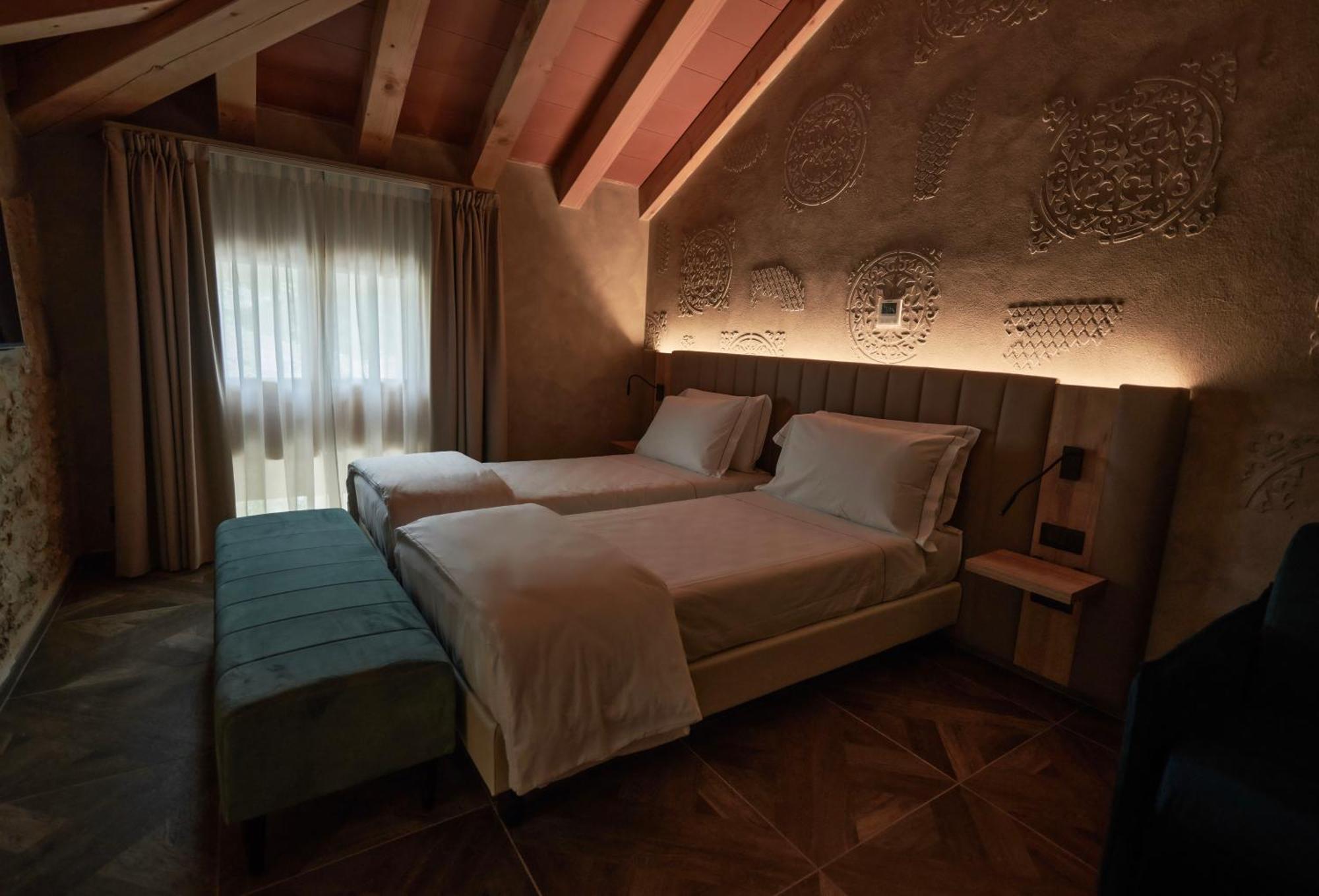 Parc Hotel San Pietro Spiazzi Di Caprino Eksteriør billede